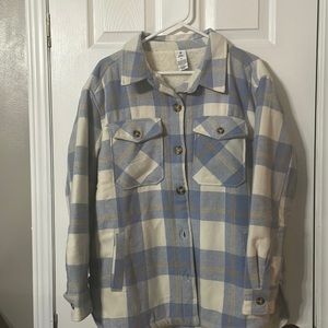 Members Mark flannel. Size medium.
